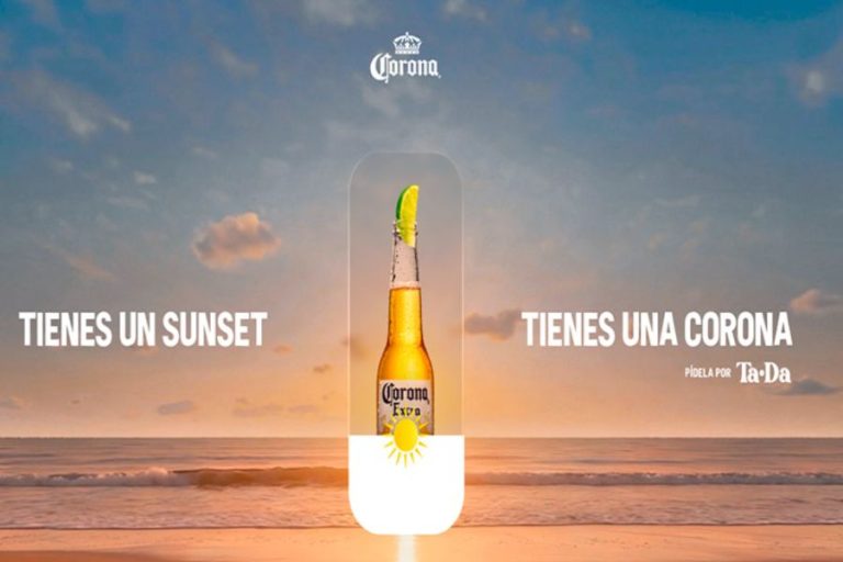 Corona lanzó ‘Pay With Your Sunset’, una campaña que transforma el uso del móvil en una experiencia digital