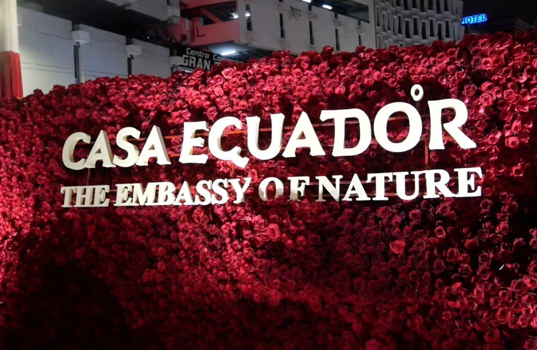 Casa Ecuador proyecta en Quito su modelo de marca país y distingue a figuras que fortalecen la imagen global del Ecuador Casa Ecuador proyecta en Quito su modelo de marca país y distingue a figuras que fortalecen la imagen global del Ecuador