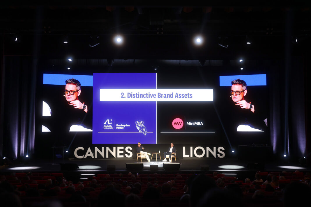 Cuando Mark Ritson y Byron Sharp coinciden: las cinco certezas del marketing que dejó Cannes Lions 2026 Cuando Mark Ritson y Byron Sharp coinciden: las cinco certezas del marketing que dejó Cannes Lions 2026