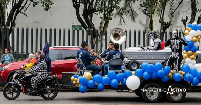 Una funeraria convierte la muerte en espectáculo publicitario